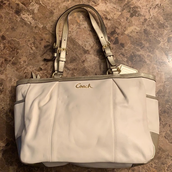 Coach Handbags - Coach Handbag